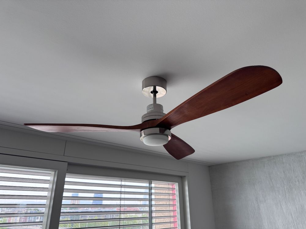 Faro LANTAU Deckenventilator mit Holzflügeln – Designer (Gebraucht) in ...
