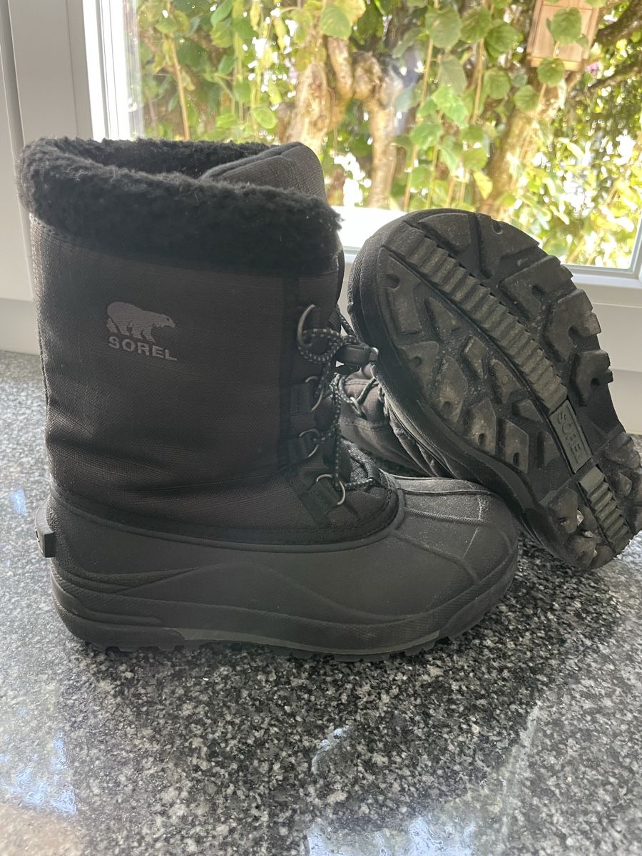 Sorel Schuhe für Jungen: Sorel Winterboots Winterstiefel gr. 35 – Gebraucht aus Recherswil von grafics