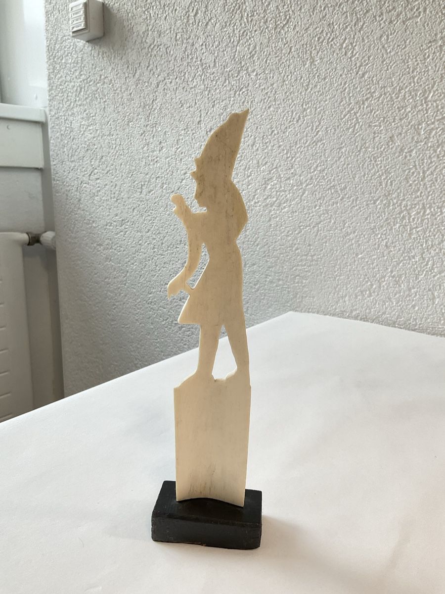 Statuette: Statuette ancienne, sculpté  – Usato da Malleray venduto da Robot12 2
