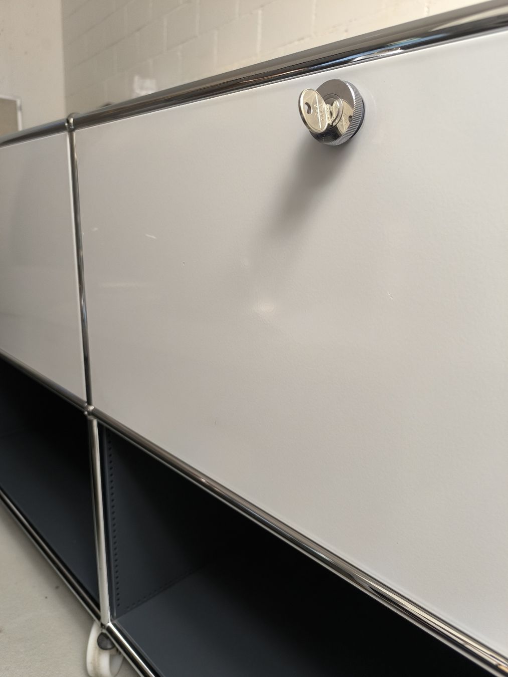 Scaffali: Original USM Haller Sideboard / Lowboard lichtgrau anthrazit – Usato da Lömmenschwil venduto da ela.schadegg 5