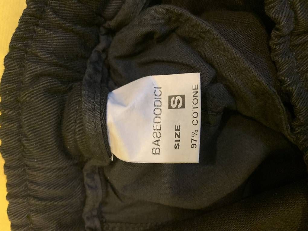 Hosen: Pantaloni Basedodici Neri S – Gebraucht aus Pregassona von pat_8ncg 4