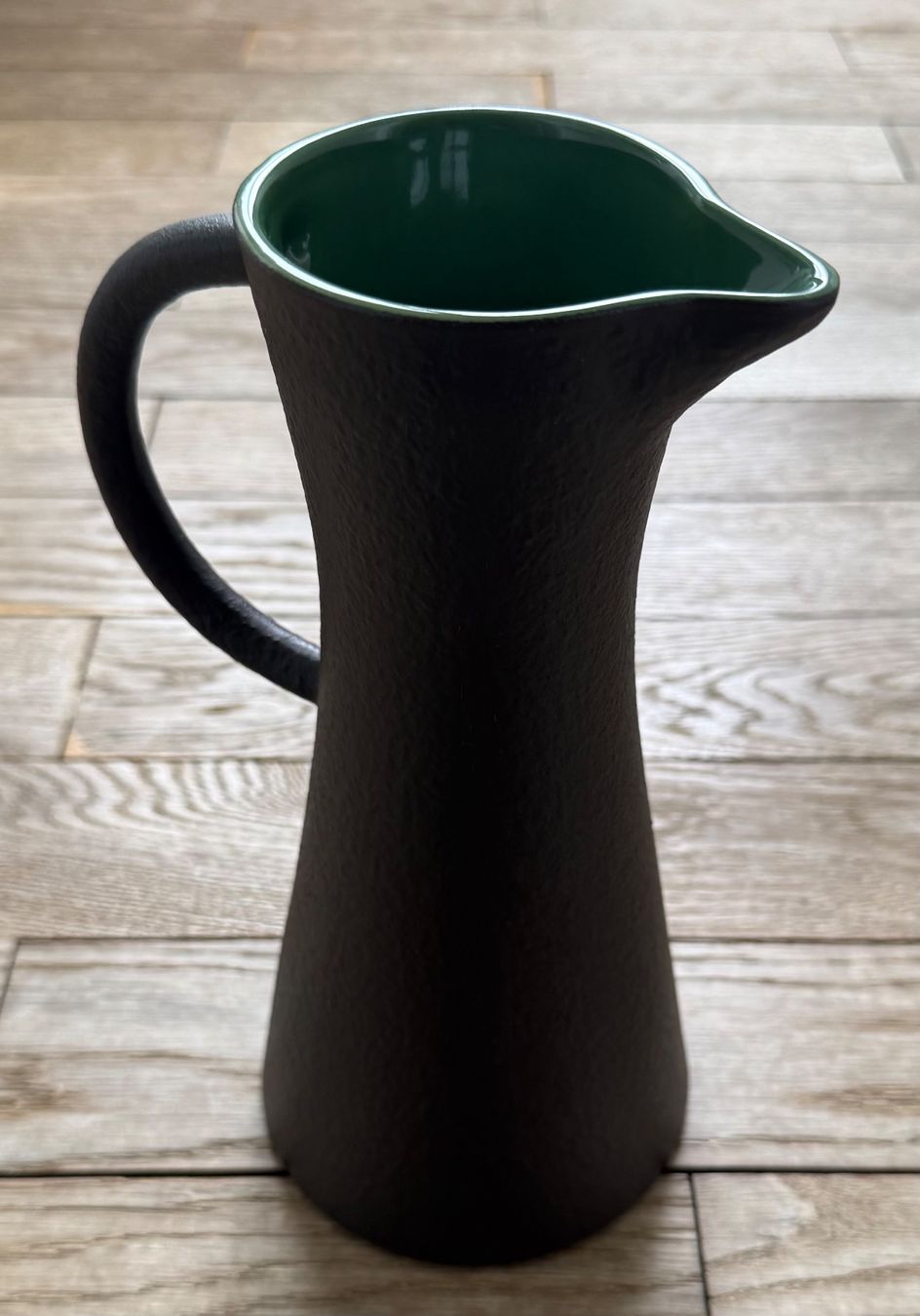 Karaffen: Krug Midcentury wunderschöne Form, braun/grün – Neu (gemäss Beschreibung) aus Luzern von Mamutpe