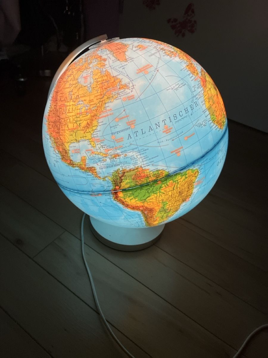 Autres décorations & accessoires: Was ist was Globus 🌍 mit stift – D'occasion à Dübendorf par ana_wp8y