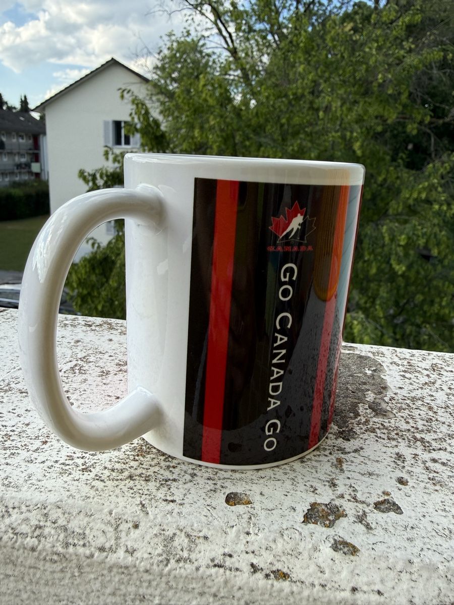 Tassen: Tasse Canada – Neu (gemäss Beschreibung) aus Winterthur von Montreal63 5