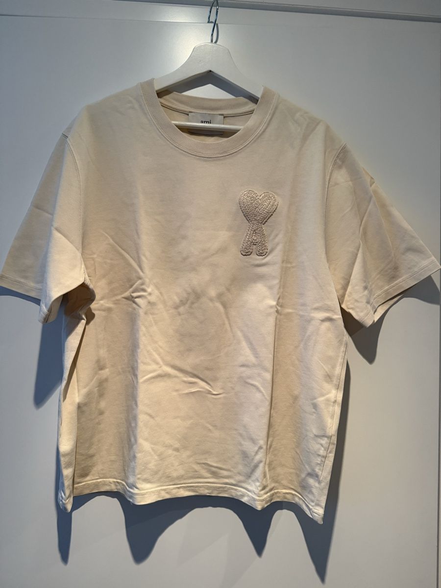 T-shirts: AMI Paris – D'occasion à Zürich par nazar__