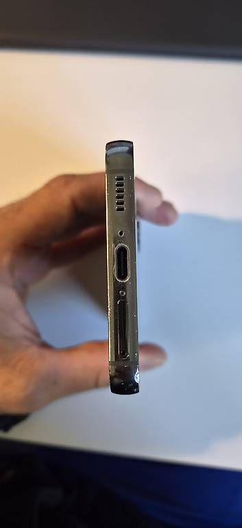 Handys / Smartphones: Samsung Galaxy S23 - 256 GB – Gebraucht aus Chur von smi_m6b7 1