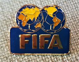 I275 - Pin Fussball Verband World FIFA