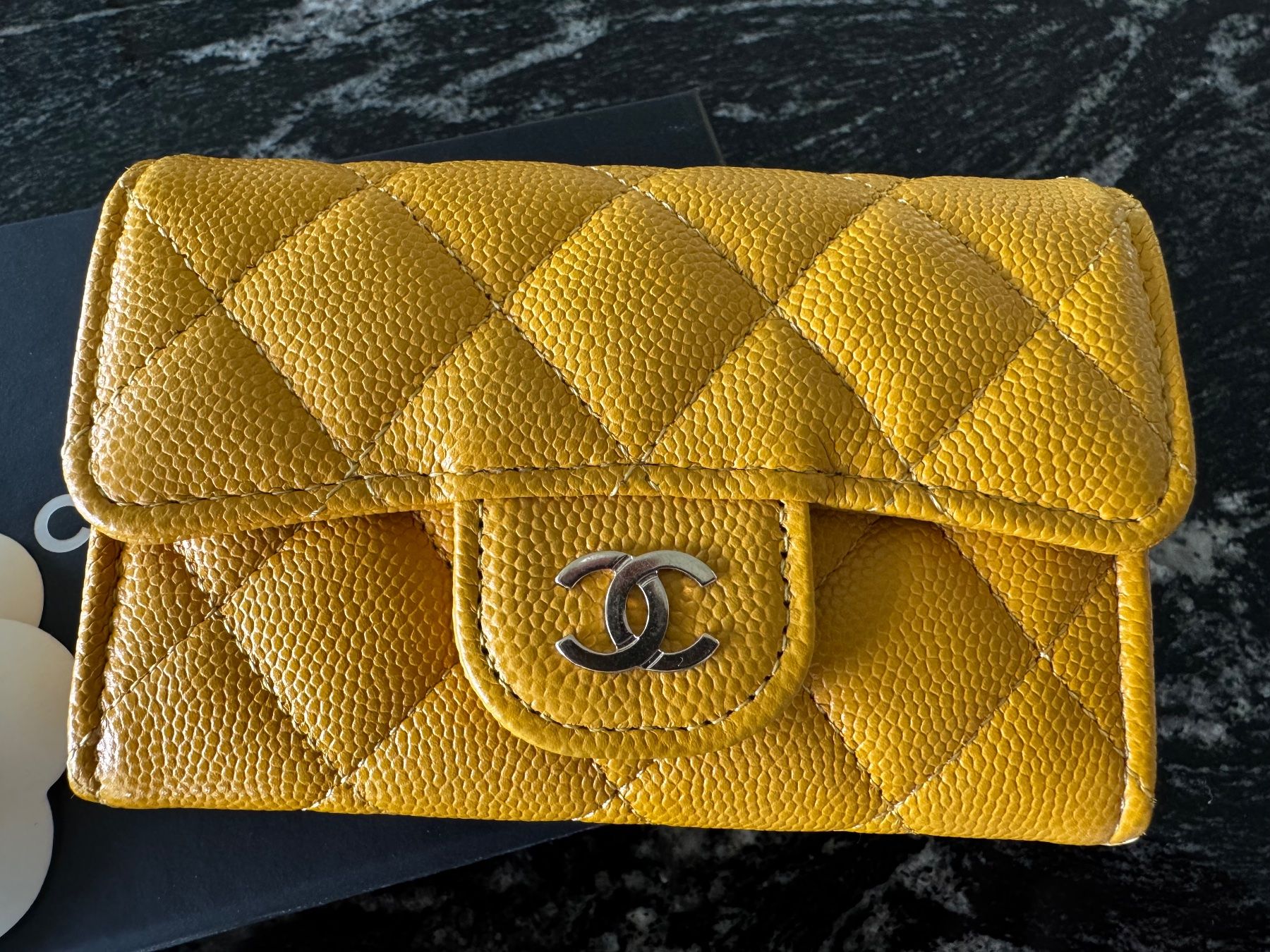 Chanel Portamonete: Orig. Chanel portemonnaie – Nuovo (secondo la descrizione) da Kloten venduto da Fibbit
