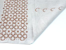 Tischdecke aus Leinen - Nappe brodée (machine)en lin