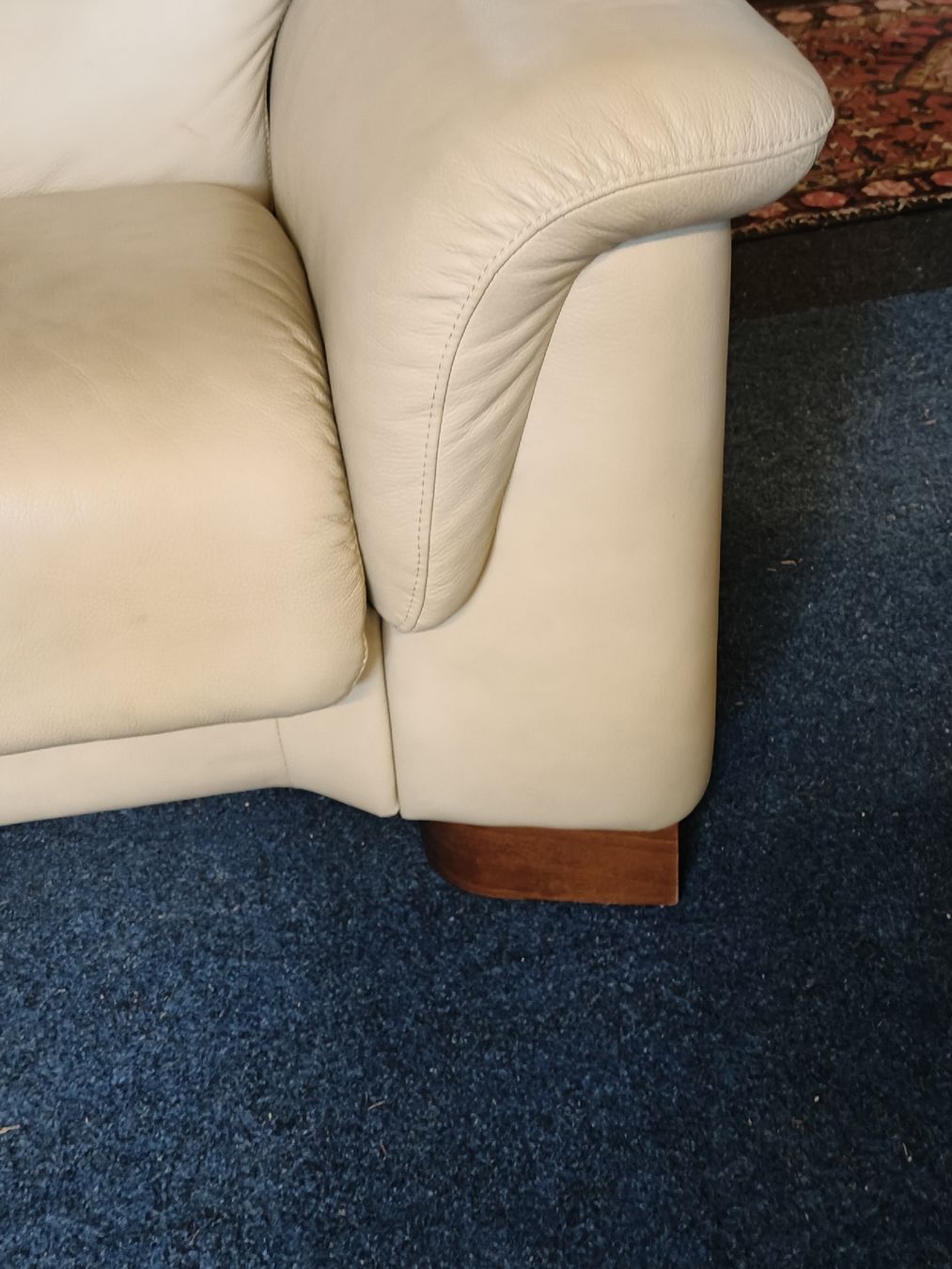 Stressless Sofas: Stressless sofa mit 2 Sessel und Hocker  – Gebraucht aus Zwingen von inf_2blh 8
