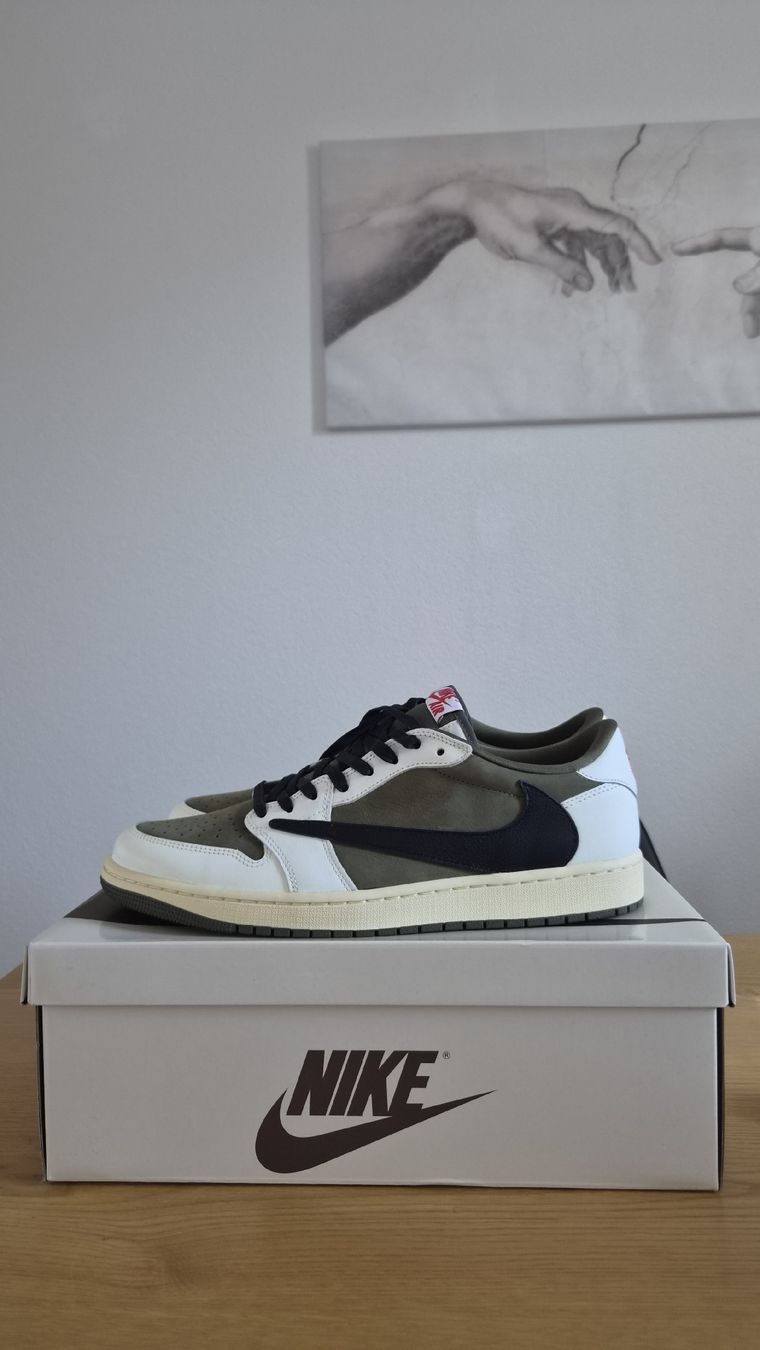 Nike Scarpe da uomo: Travis Scott Nike Jordan 1 Low OG Medium Olive – Nuovo e nell'imballaggio originale da Frauenfeld venduto da mas1750 5