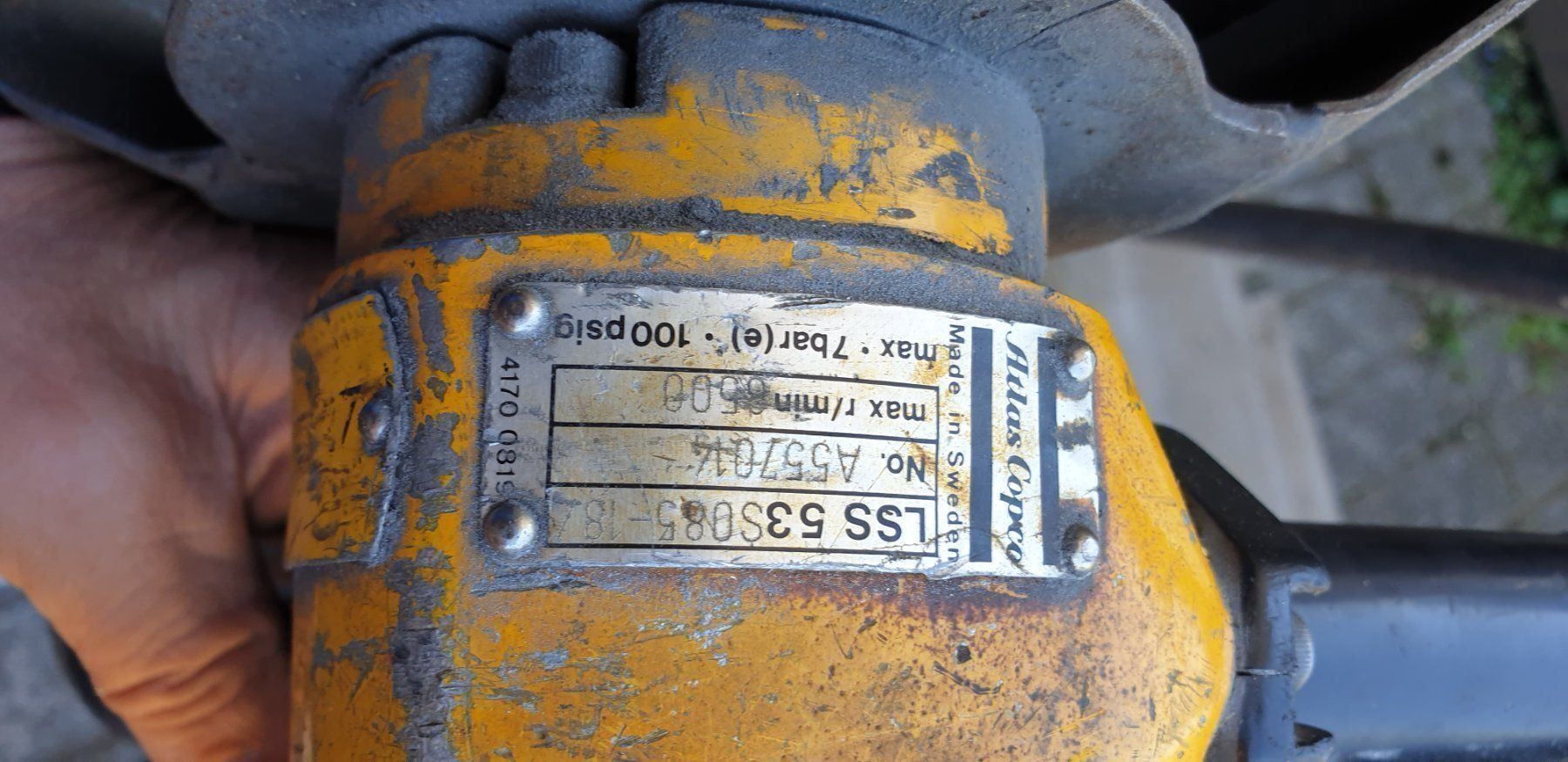 Atlas Copco Tutte le macchine: Atlas Copco Flächen- / Trennscheibenschleifer – Usato da Füllinsdorf venduto da Sunnebliemli7 3