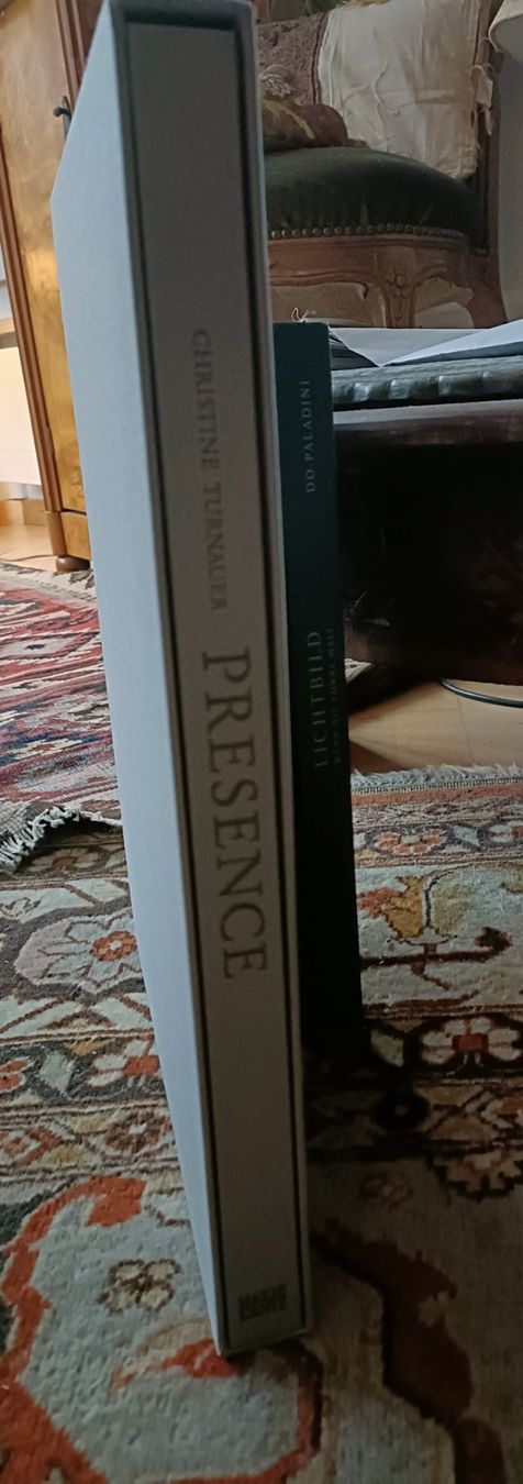Libri: PRESENCE Buch – Nuovo (secondo la descrizione) da Schaffhausen venduto da sim_j822 1