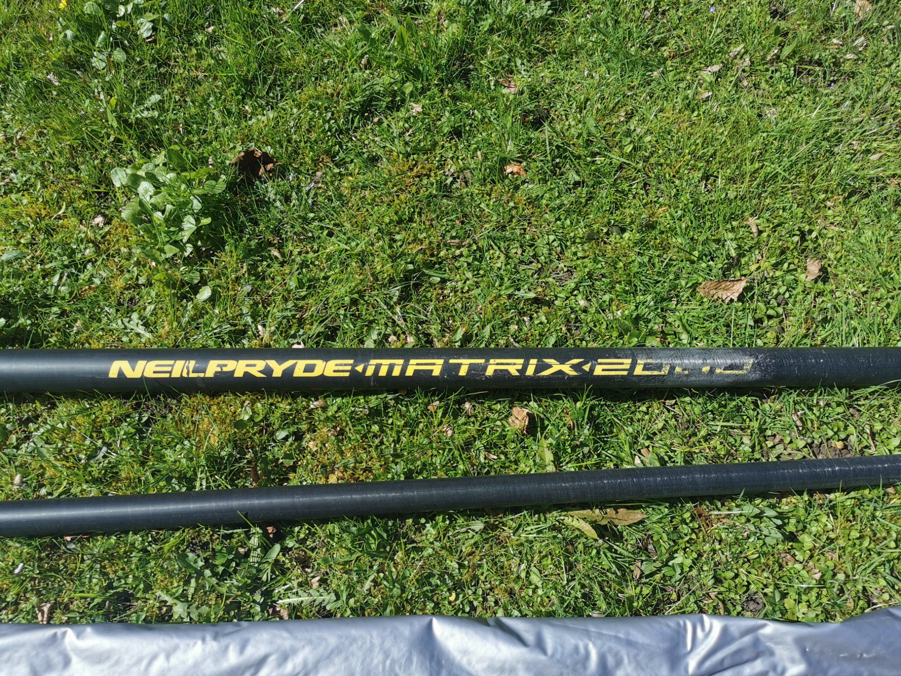 Surfen: Windsurf Mast SDM Neilpryde Matrix Freeridepro 460 mit Bag – Gebraucht aus Zürich von  6