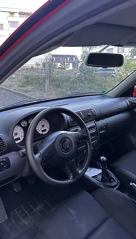 Automobili: Seat Leon 1.8T  – Usato da Pfäffikon ZH venduto da adi_7hgw 3