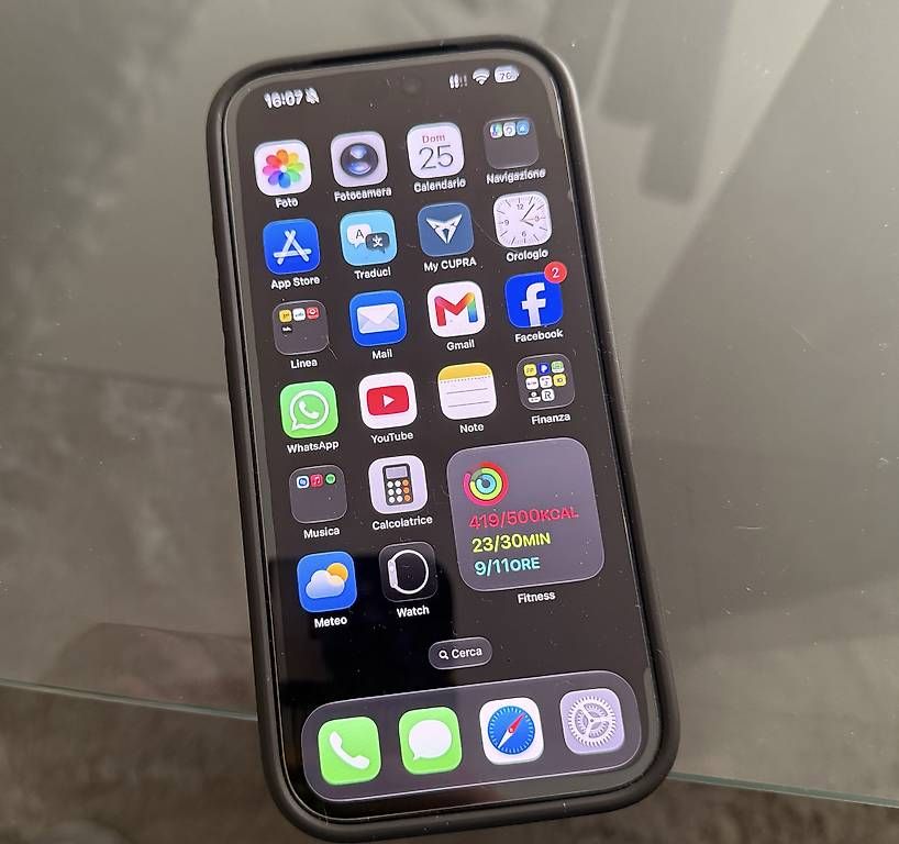 Telefoni cellulari / Smartphones: Iphone 18 pro nero – Nuovo e nell'imballaggio originale da Solduno venduto da nic_8wfv 1