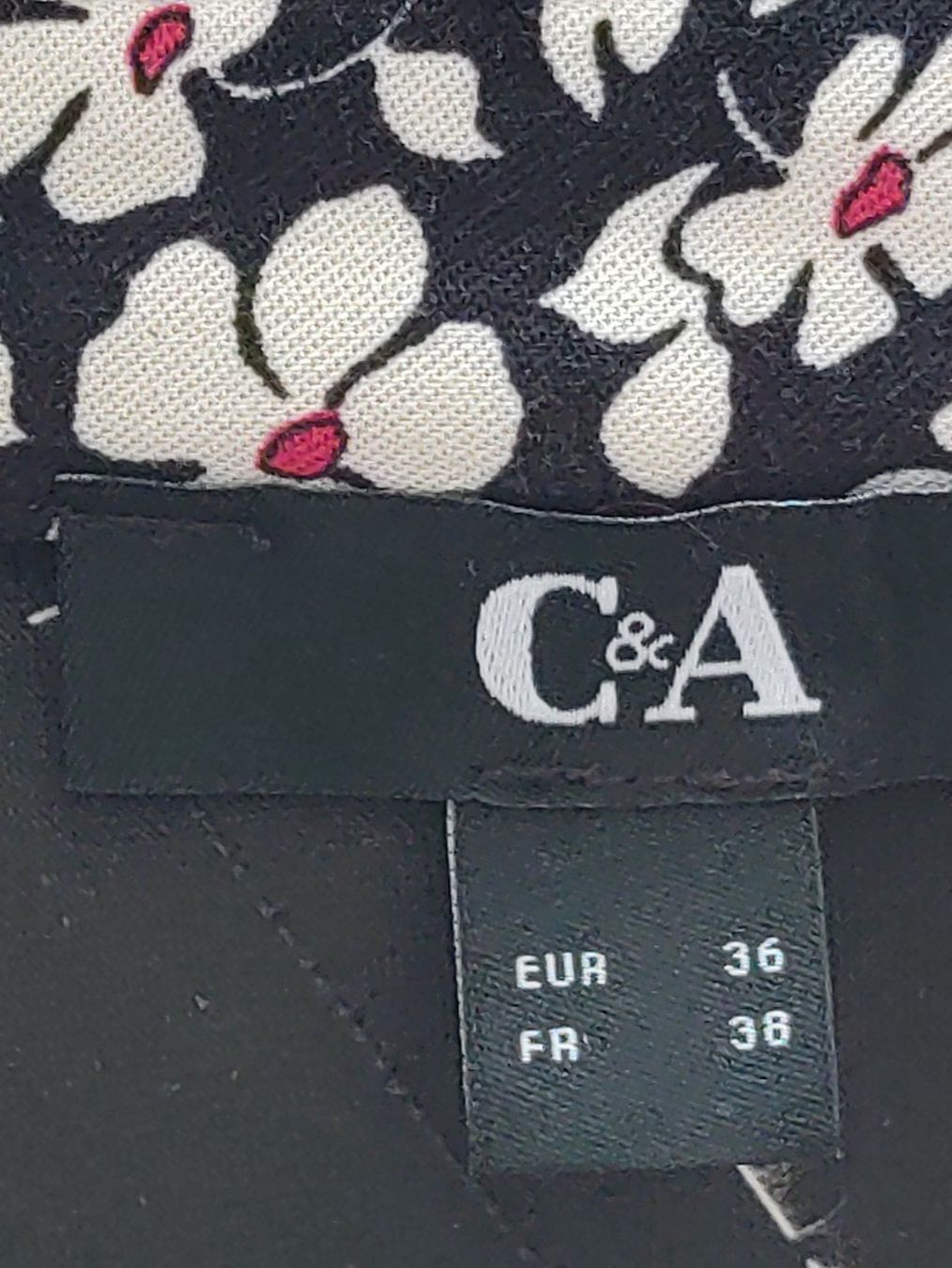 C&A Vestiti: Blumenkleid langarm Gr. 36 – Usato da Strengelbach venduto da Phorensic_30 7