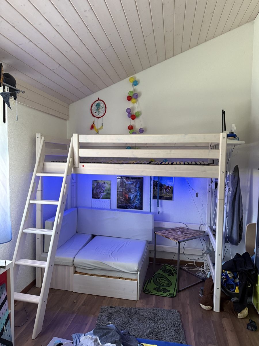 Lits: Flexa Hochbett – D'occasion à Schmitten FR par stl
