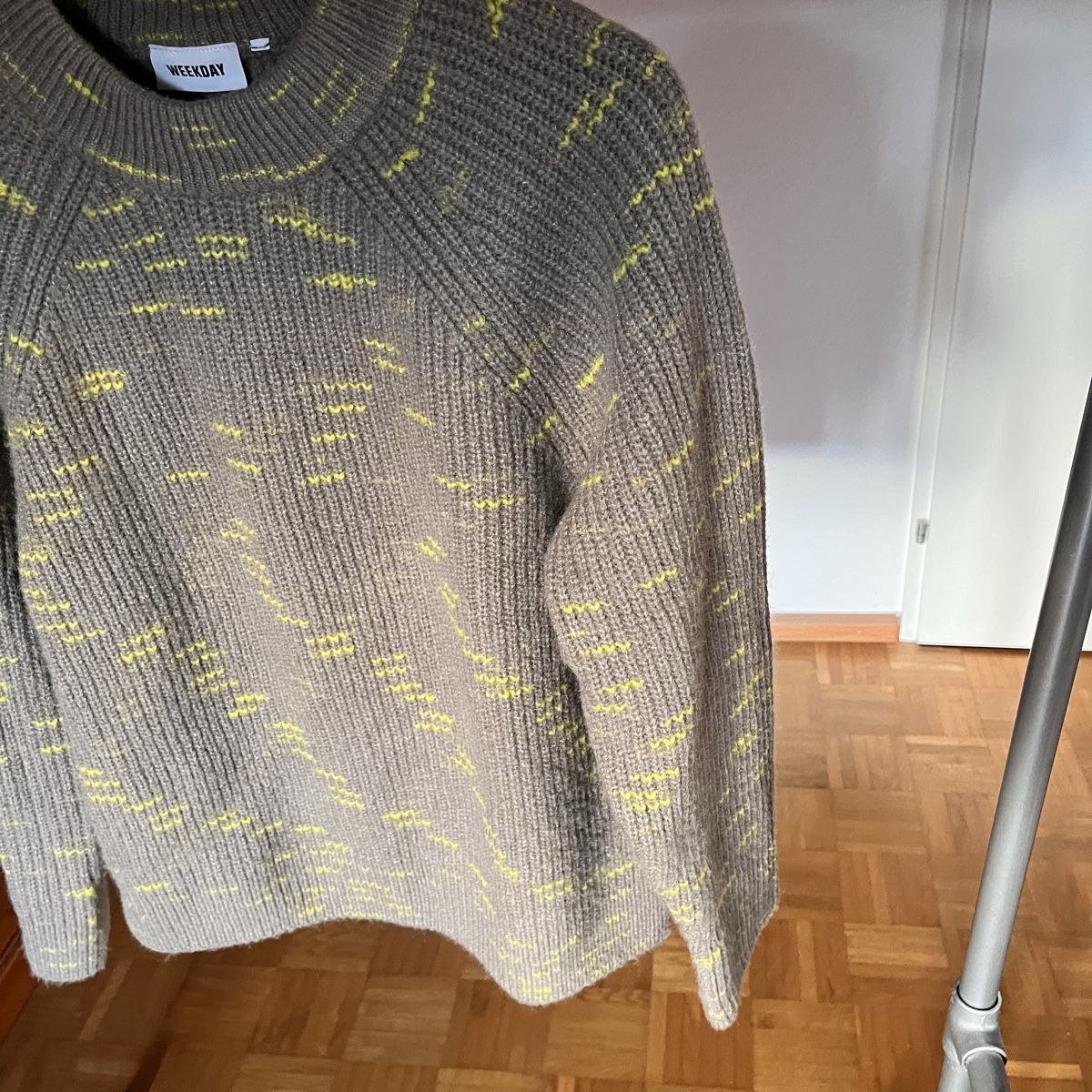 Weekday Pullover & Sweatshirts: Weekday Knitwear – Gebraucht aus Diepflingen von ldvintagestreetwear 4