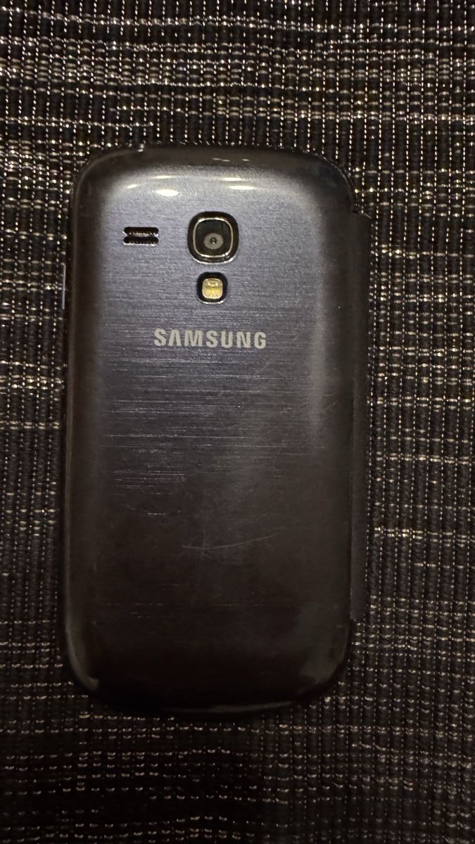 Samsung Telefoni cellulari / Smartphones: Samsung Galaxy S3 Mini GT-I8190  – Usato da St. Gallen venduto da StyleAndMore23 3
