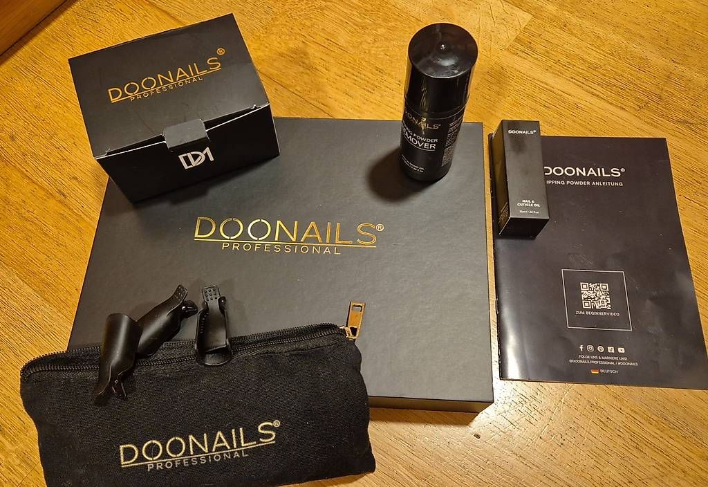 Ongles artificiels: Doonails Dip Set – D'occasion à Haslen AI par Merida33 2
