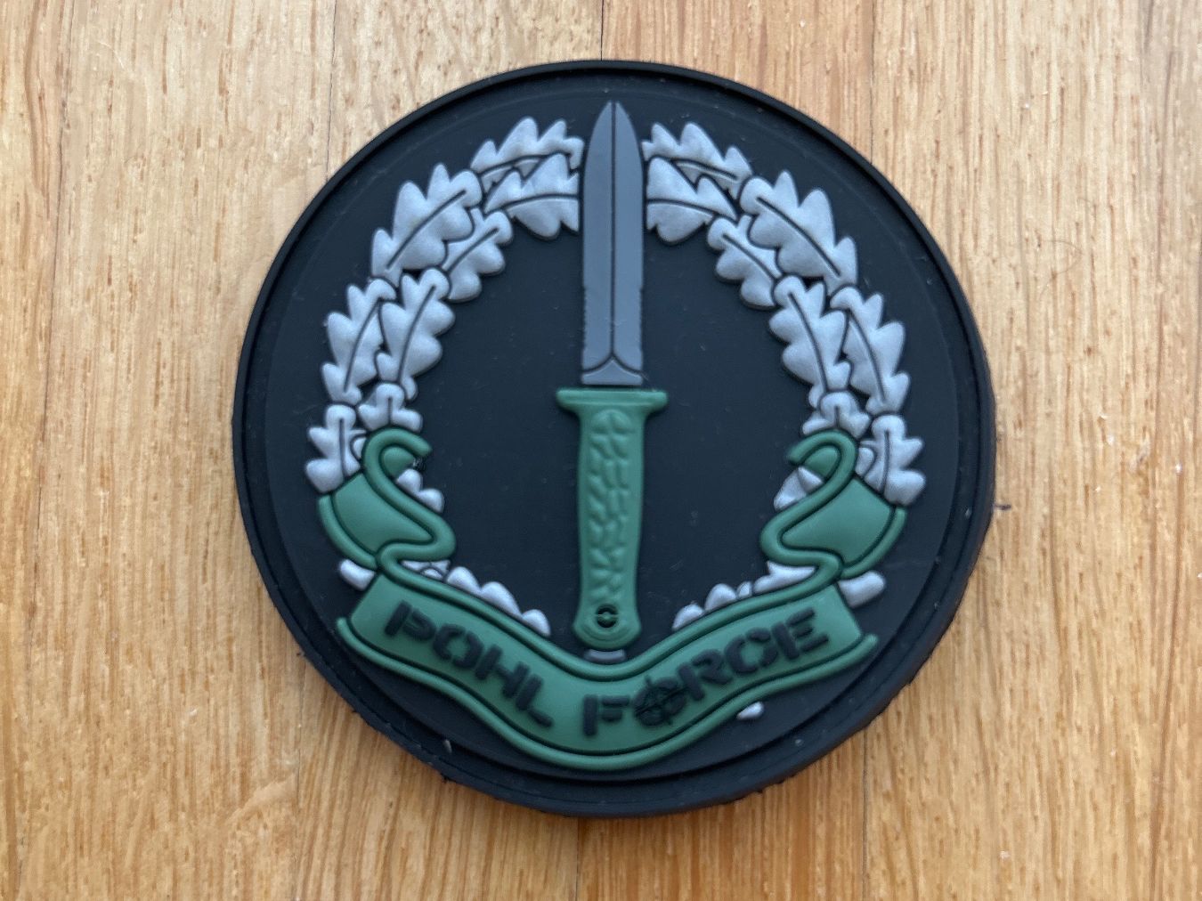 Armée suisse Plaquettes & Badges: Patch Pohl Force Messer PVC mit Klett – Neuf (Voir description) à Hausen am Albis par MACV62