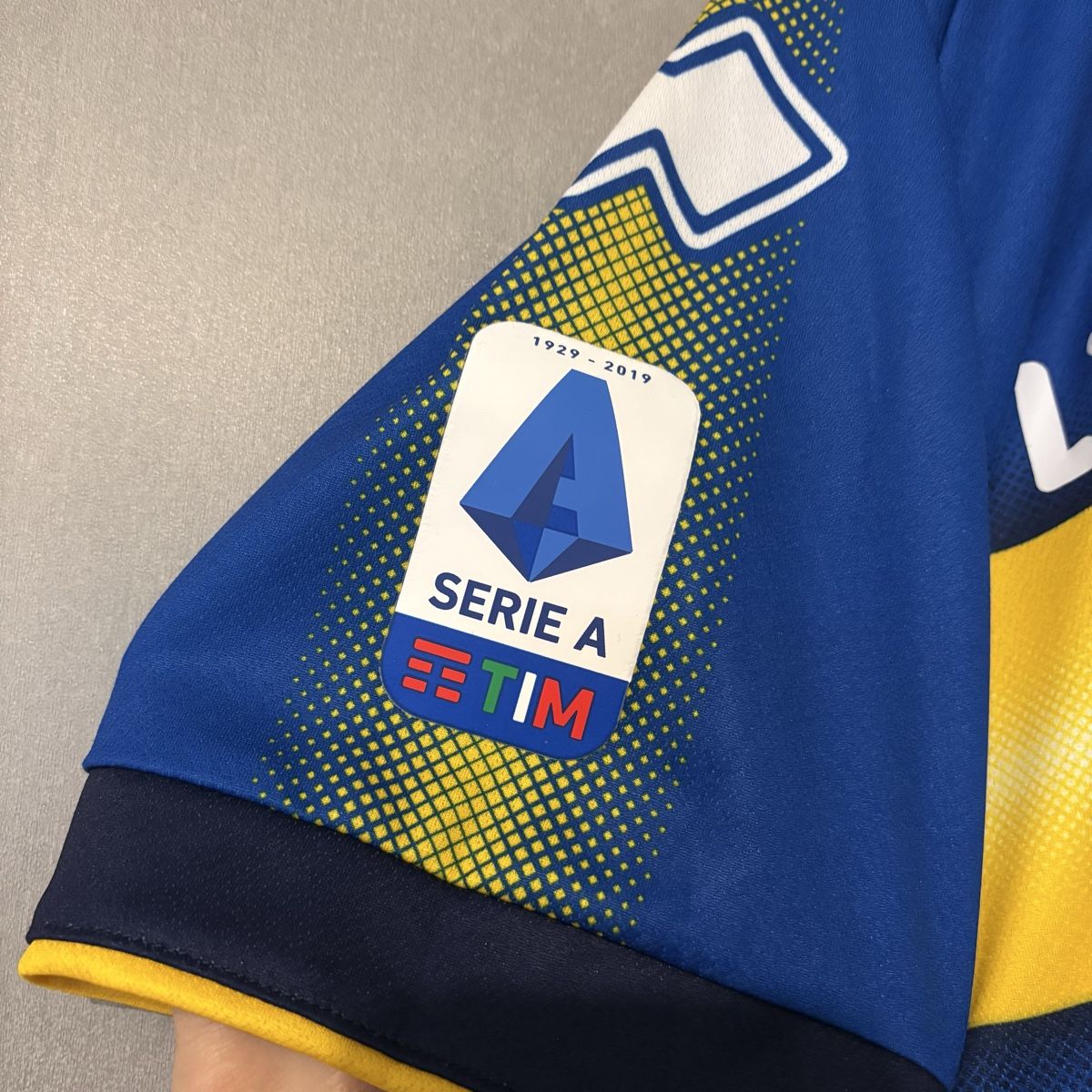 Canottiere & Pantaloni: Parma Calcio Trikot Errea – Usato da Winterthur venduto da LaBodega 2