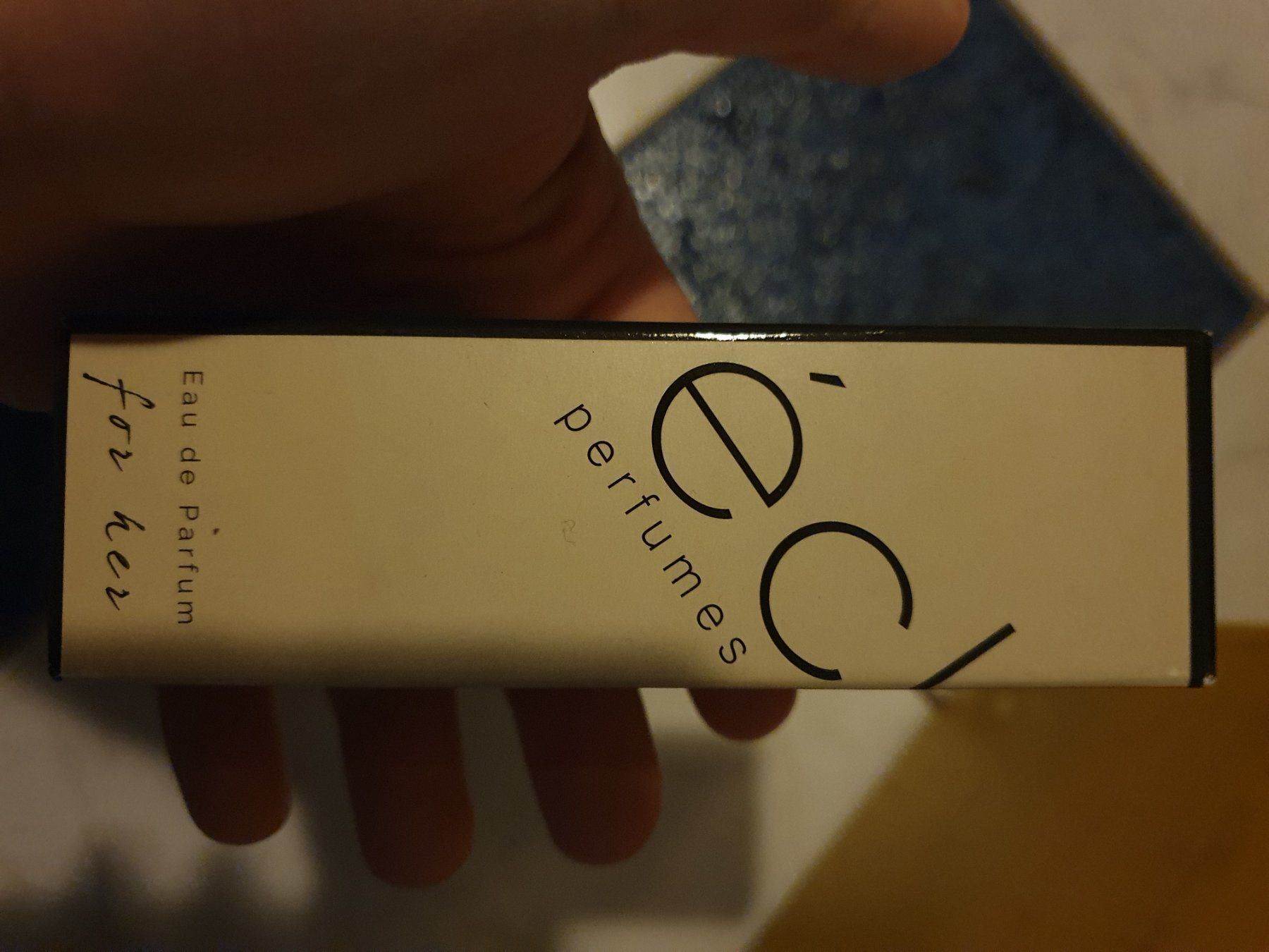 Parfum & Eau de Toilette: Eclat parfume for her – Neu und originalverpackt aus Wallisellen von mou_88kg