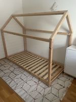 Hausbett Holz mit Hussenbezug natur 90x200 cm guter Zustand