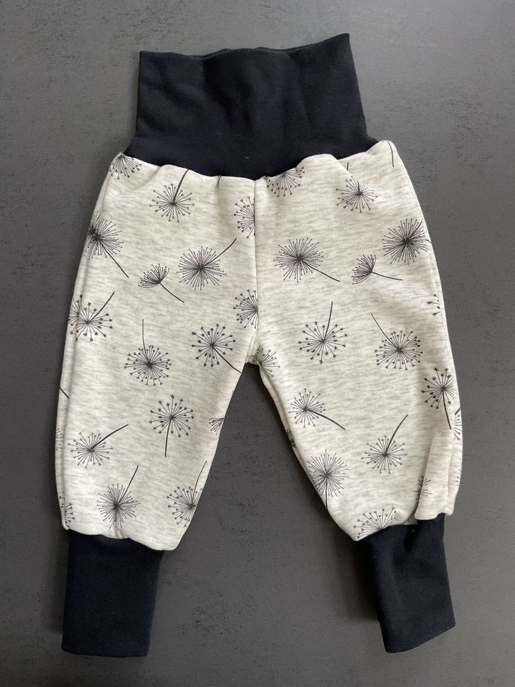 Pantaloni: NEUE warme Pumphose 62/68 – Nuovo (secondo la descrizione) da Adliswil venduto da Bolline
