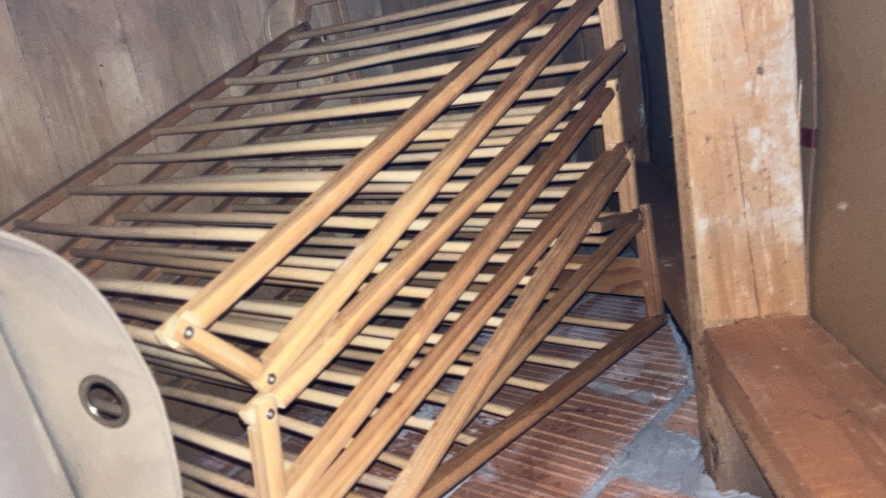 Altro: Gitter aus Holz – Difettoso da Suberg venduto da Halina30