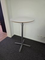 Stehtisch zu verkaufen