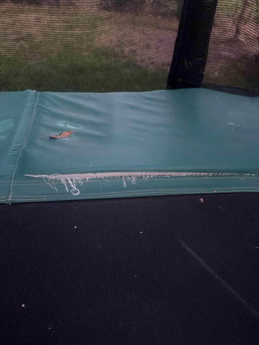 Salta Trampoline: Trampoline Rechteckig SALTA  – Gebraucht aus Wettingen von Superfoodmafia 3