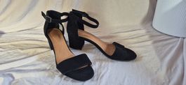 Damenschuhe Sandalen schwarz Gr. 40 