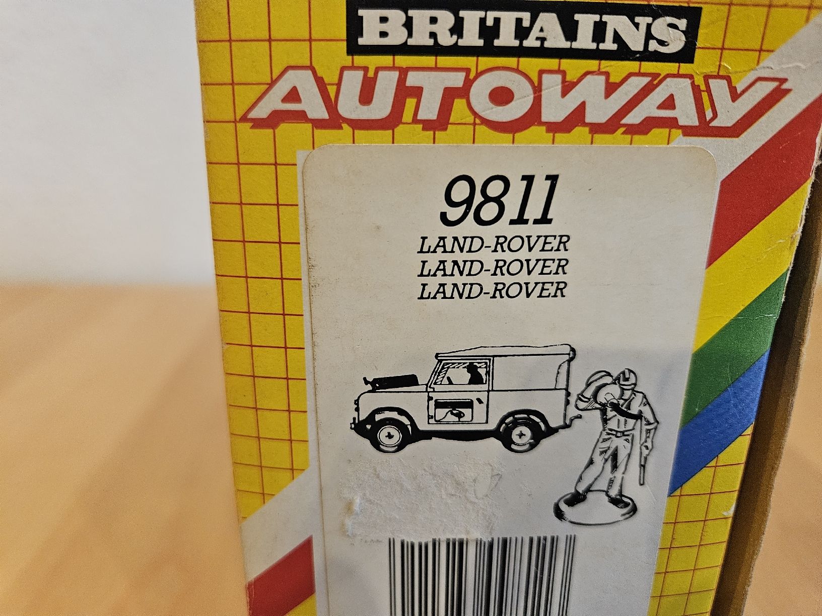 Britains Kit di modellismo & Modellini statici: Land Rover Britains Autoway au 1:32 – Nuovo e nell'imballaggio originale da Berolle venduto da ford8830 4
