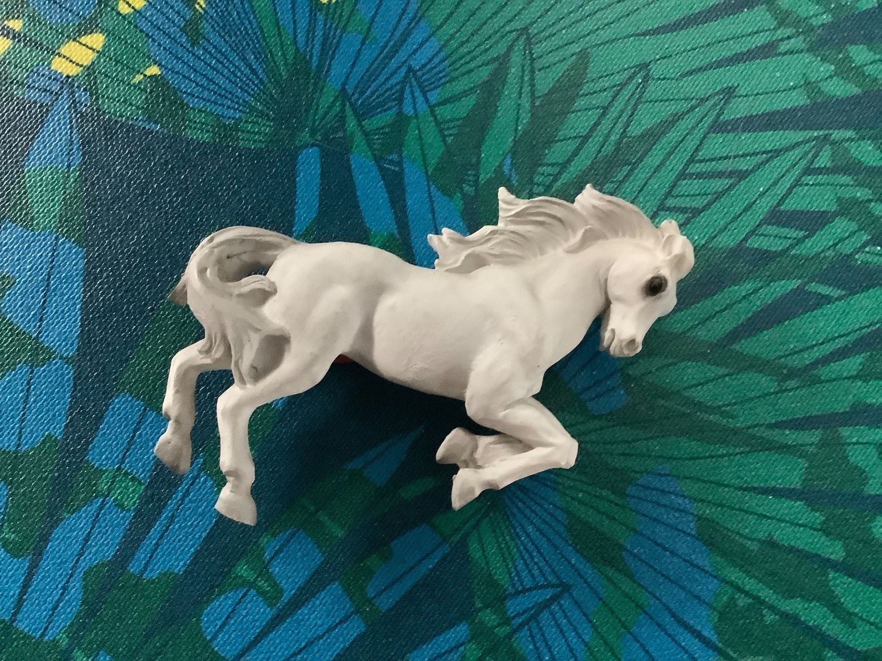 Calamite: Petit cheval blanc aimanté – Usato da Le Lignon venduto da Gwen77