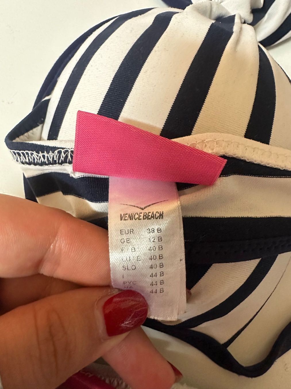 Costumi da bagno & Bikini: Schwarz - weiss gestreifter Bikini (38/38B) – Usato da Schaan venduto da Hermine2018 2