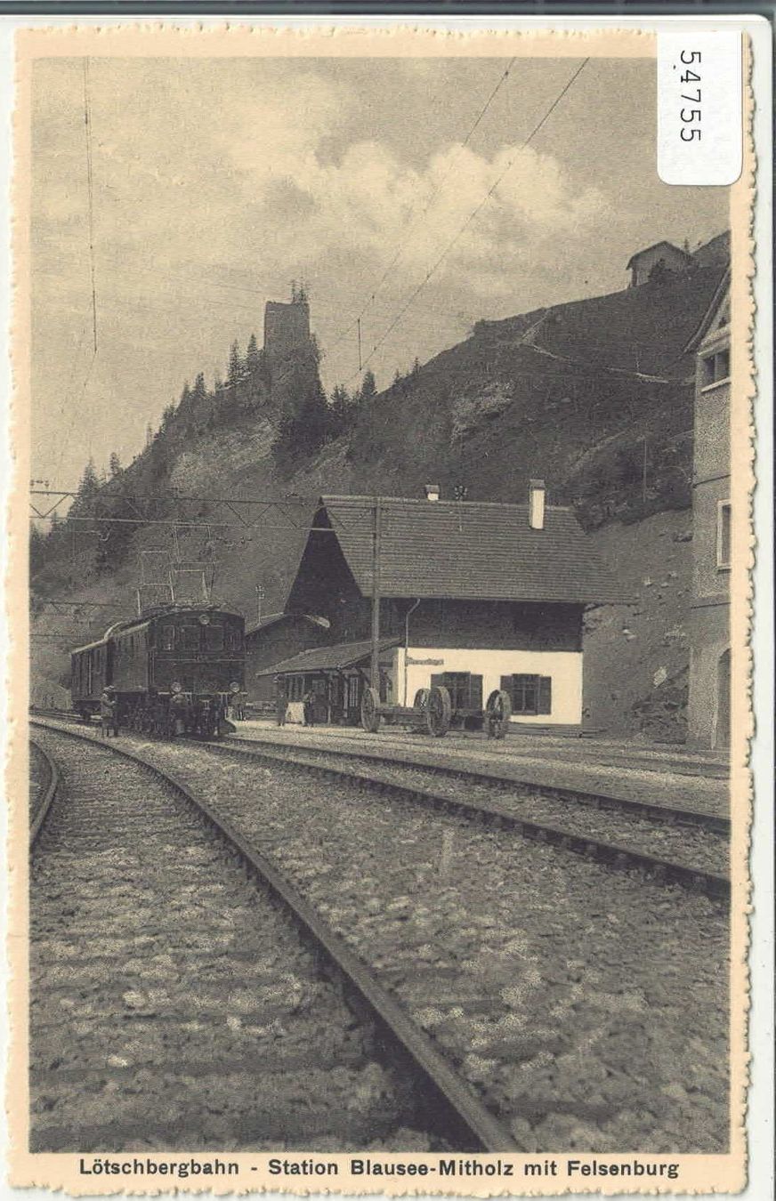 Cartoline postali: Lötschbergbahn - Station Blausee-Mitholz mit Felsenburg – Usato da Ettingen venduto da Kartenplanet