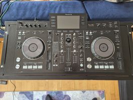 Pioneer DJ XDJ-RX DJ System inkl. Case und Ständer