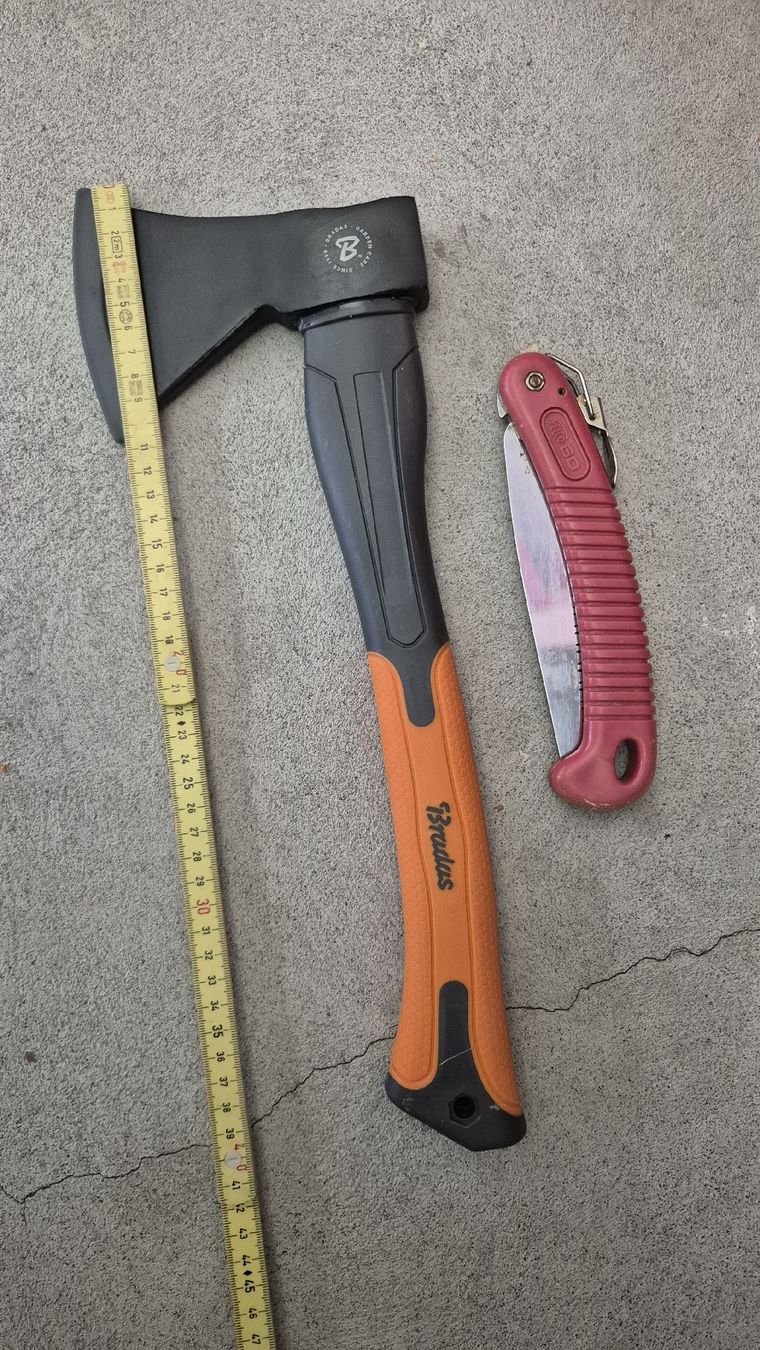 Tous les outils: Camping Beil Astsäge – D'occasion à Buchs AG par EasyPeasy