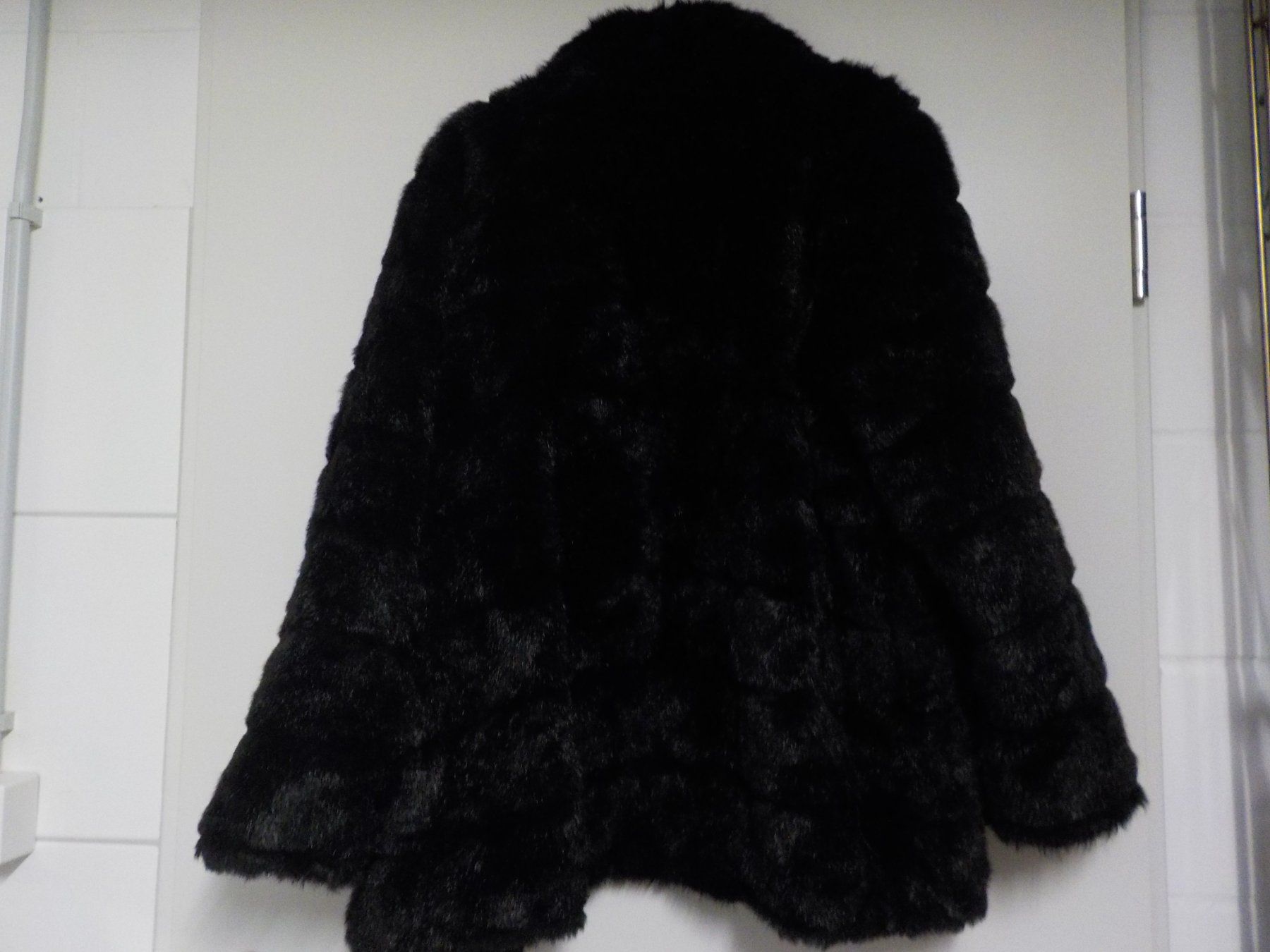 H&M Giacche: Jacke Fellimitatin – Nuovo (secondo la descrizione) da Muri b. Bern venduto da Silberdolphin 1