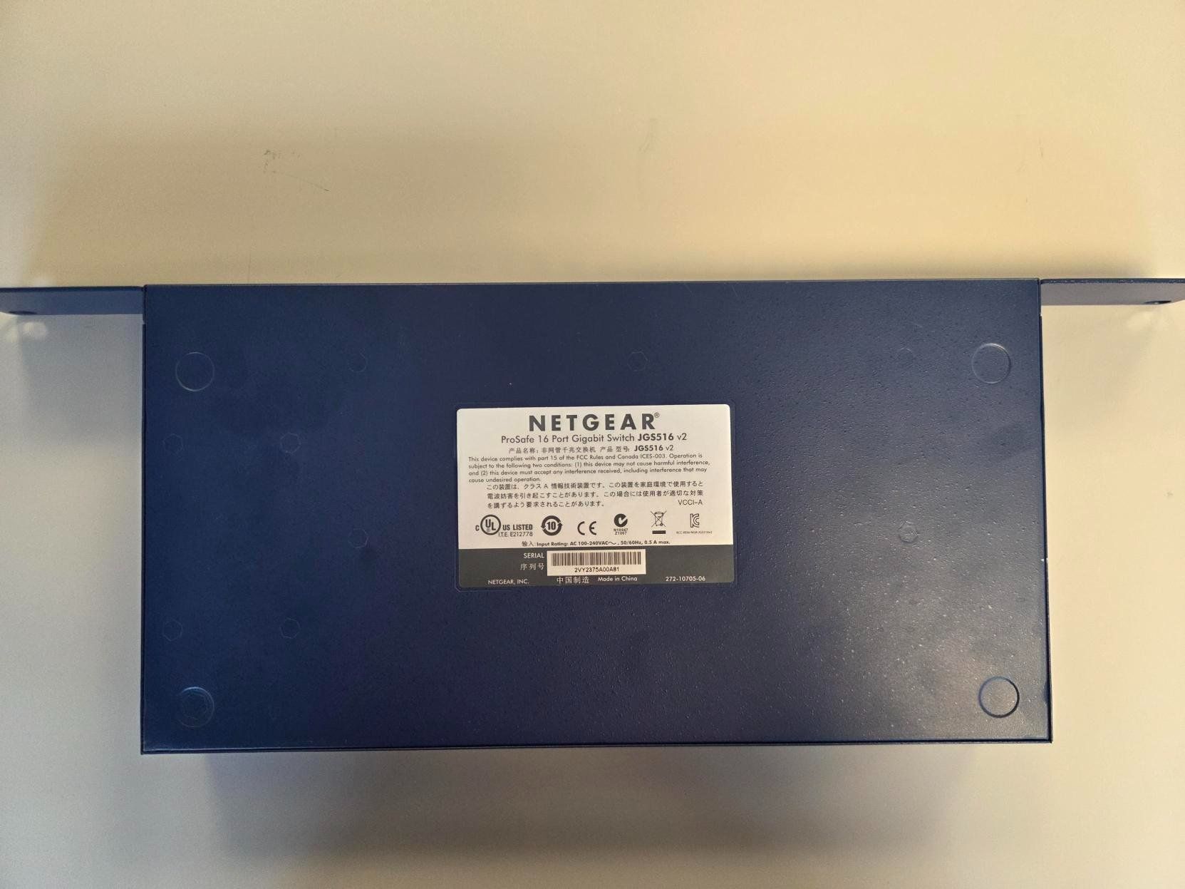 Netgear Hubs & Switches: NETGEAR ProSafe Gigabit Switch JGS516 – Gebraucht aus Zürich von elea 2