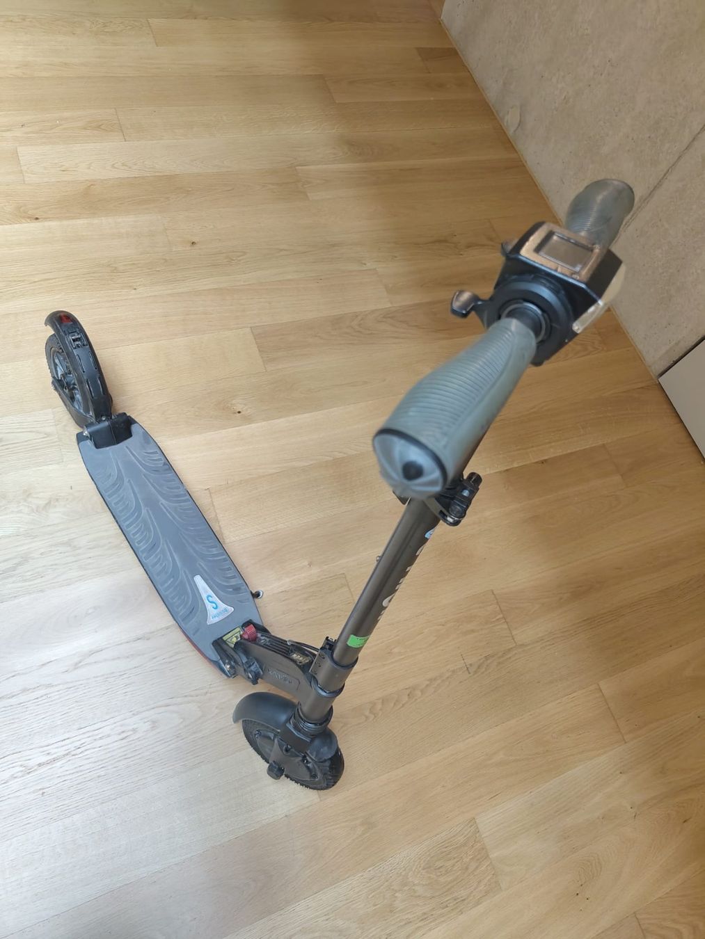 Scooter: Trotinette électrique etwow BOOSTER PLUS S+ – Usato da Renens VD venduto da Putchiron 3