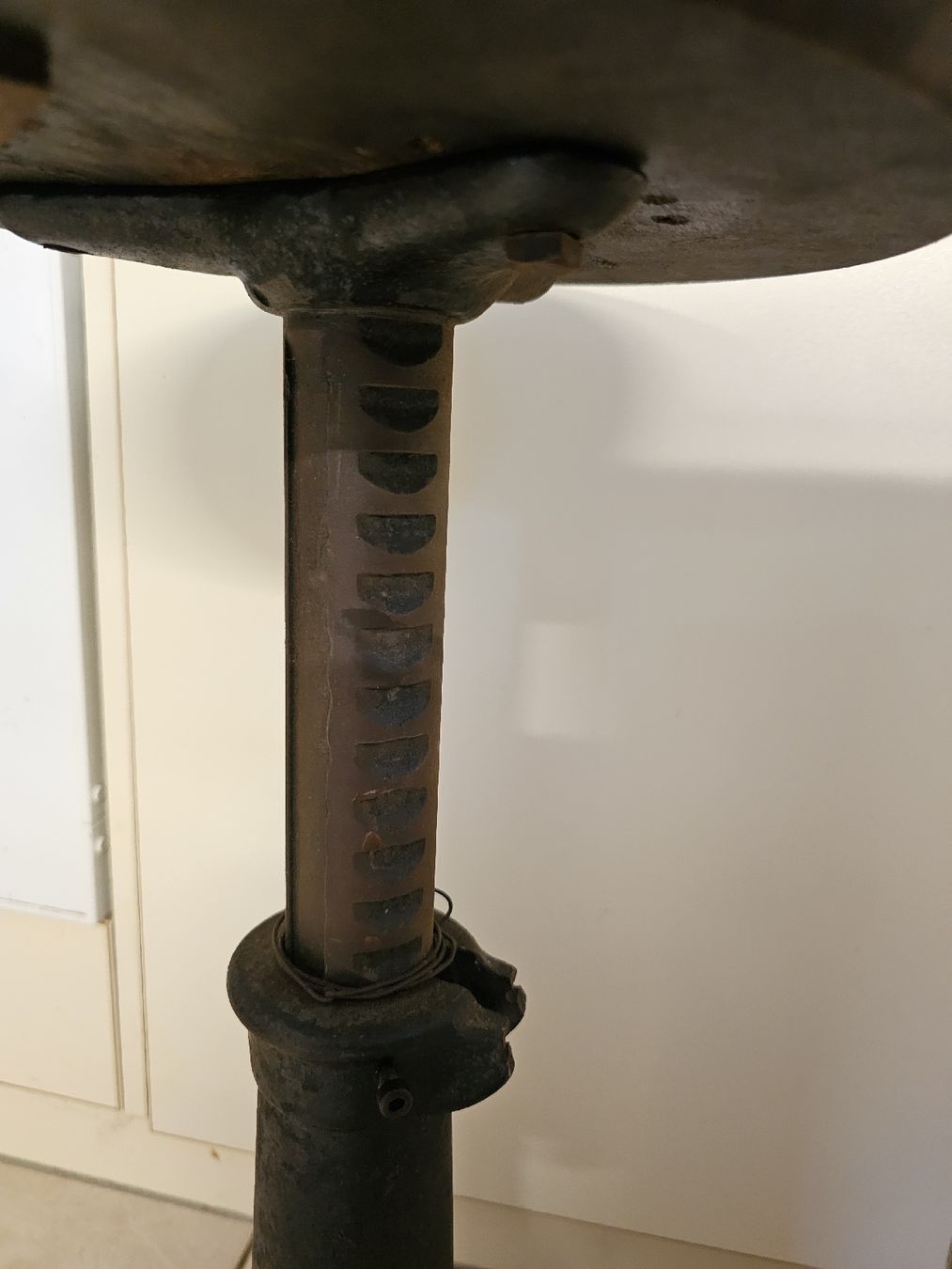 Sedie: Schuhmacherstuhl – Usato da Meisterschwanden venduto da Hummer21 3