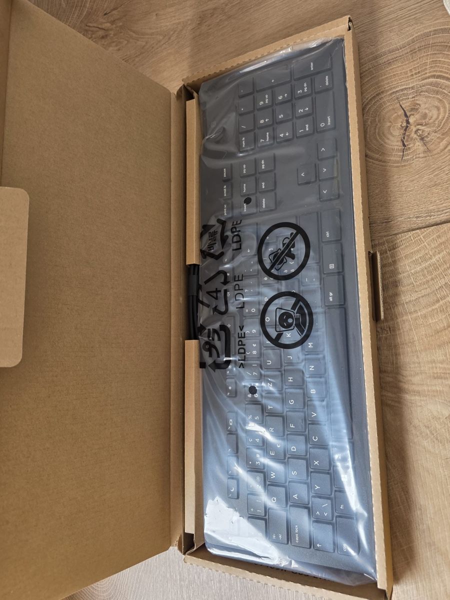 Hewlett Packard Tastiere: HP USB Tastatur mit SmartCard – Nuovo e nell'imballaggio originale da Biberist venduto da jmf1999 2