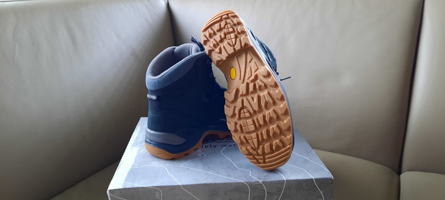 Lowa Scarpe da donna: Winter-Wanderschuh LOWA (37,5/38) – Nuovo e nell'imballaggio originale da Dussnang venduto da Rosenfee50 2