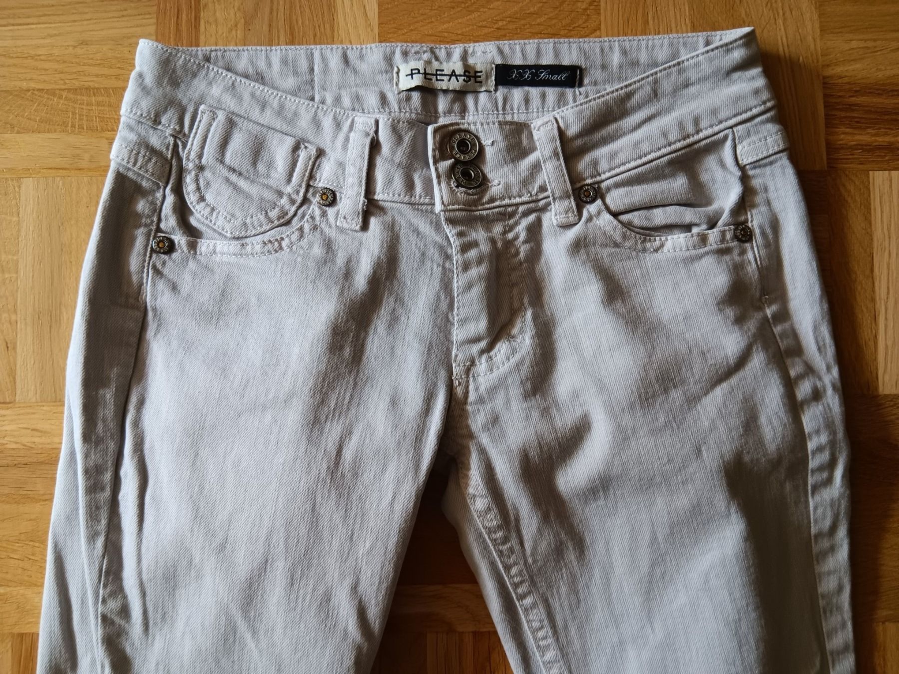 Please Jeans Jeans: PLEASE Jeans taille / Grosse XXS – Usato da Cossonay-ville venduto da Super-Price-Quality 1