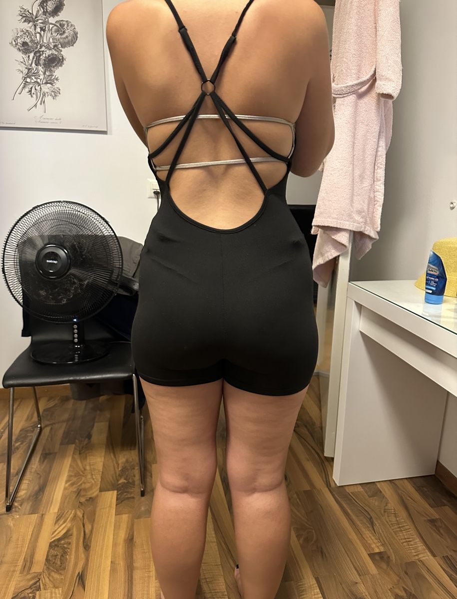 Jumpsuits: Einteiler Damen Grösse S – Neu (gemäss Beschreibung) aus Winterthur von nic_r7kj 1