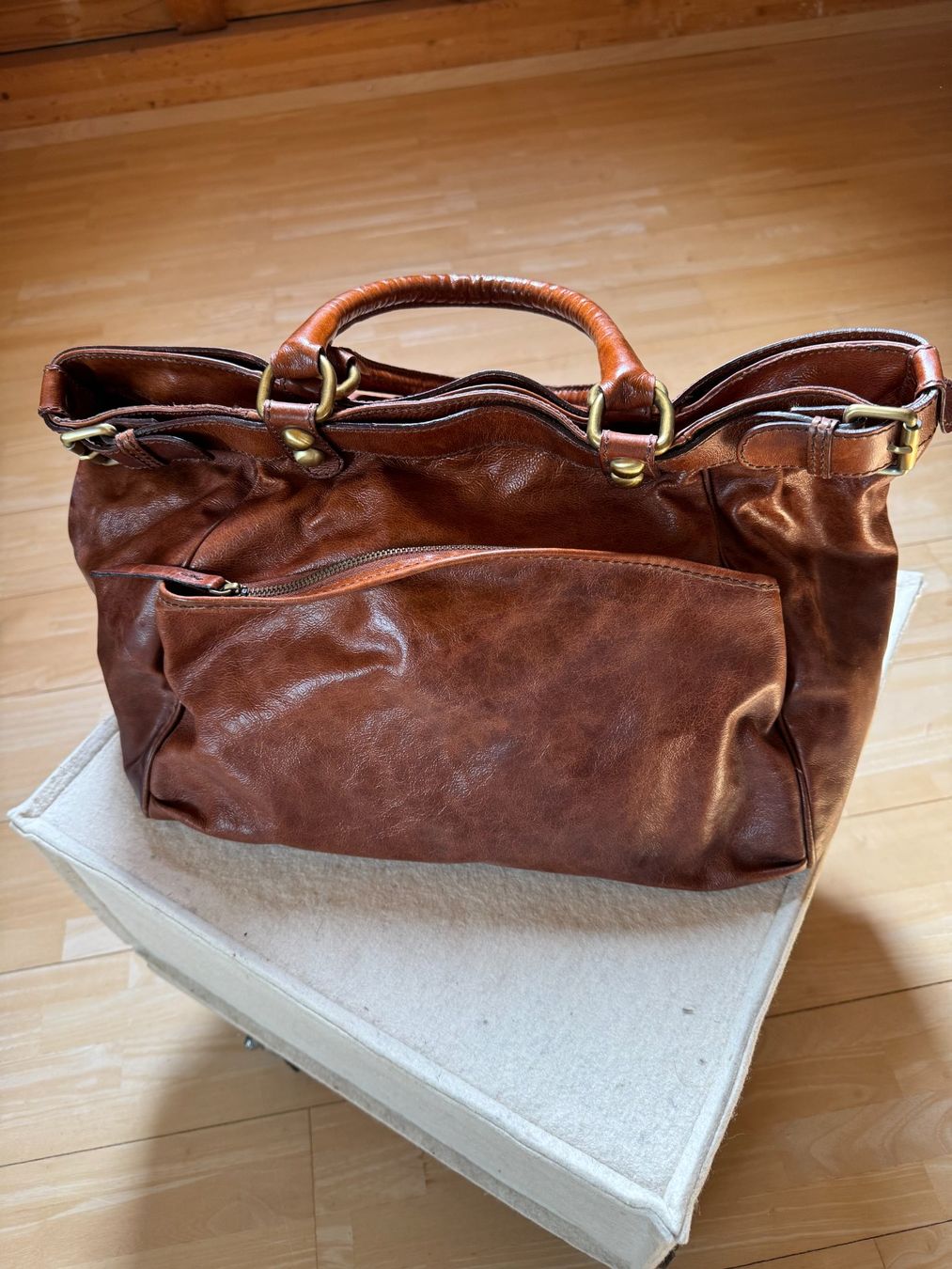 Taschen für Damen: Rehbraune Lederhandtasche – Neu (gemäss Beschreibung) aus Stäfa von Mofi8712