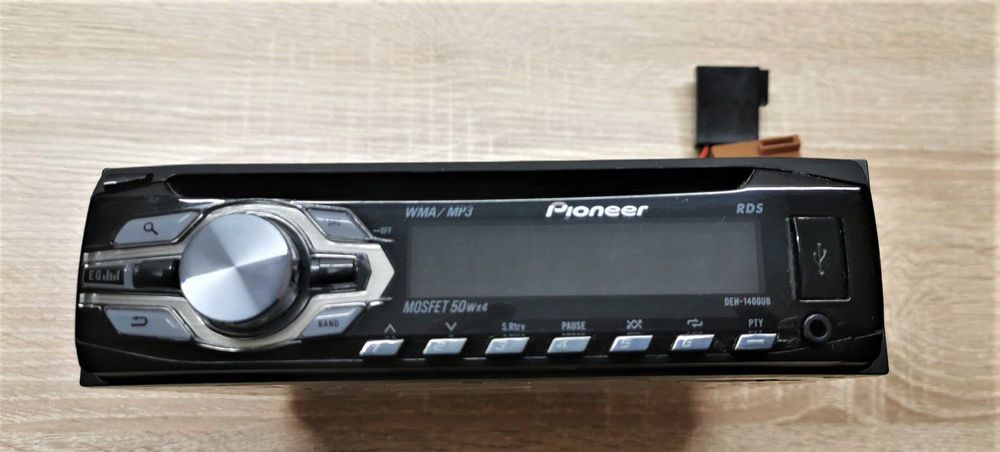 pioneer deh 1400ub